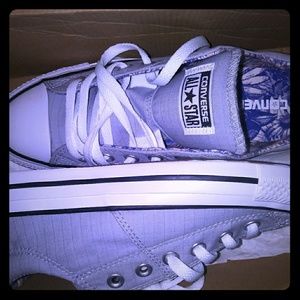 💲SOLD💲ADORABLE Grey Converse All Stars 7.5